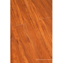 Piso laminado de alto brillo de 8.3mm E1 HDF AC3